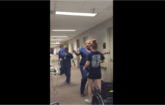 Vajza e paralizuar befason infermieren pasi papritmas fillon të ecë (Video)